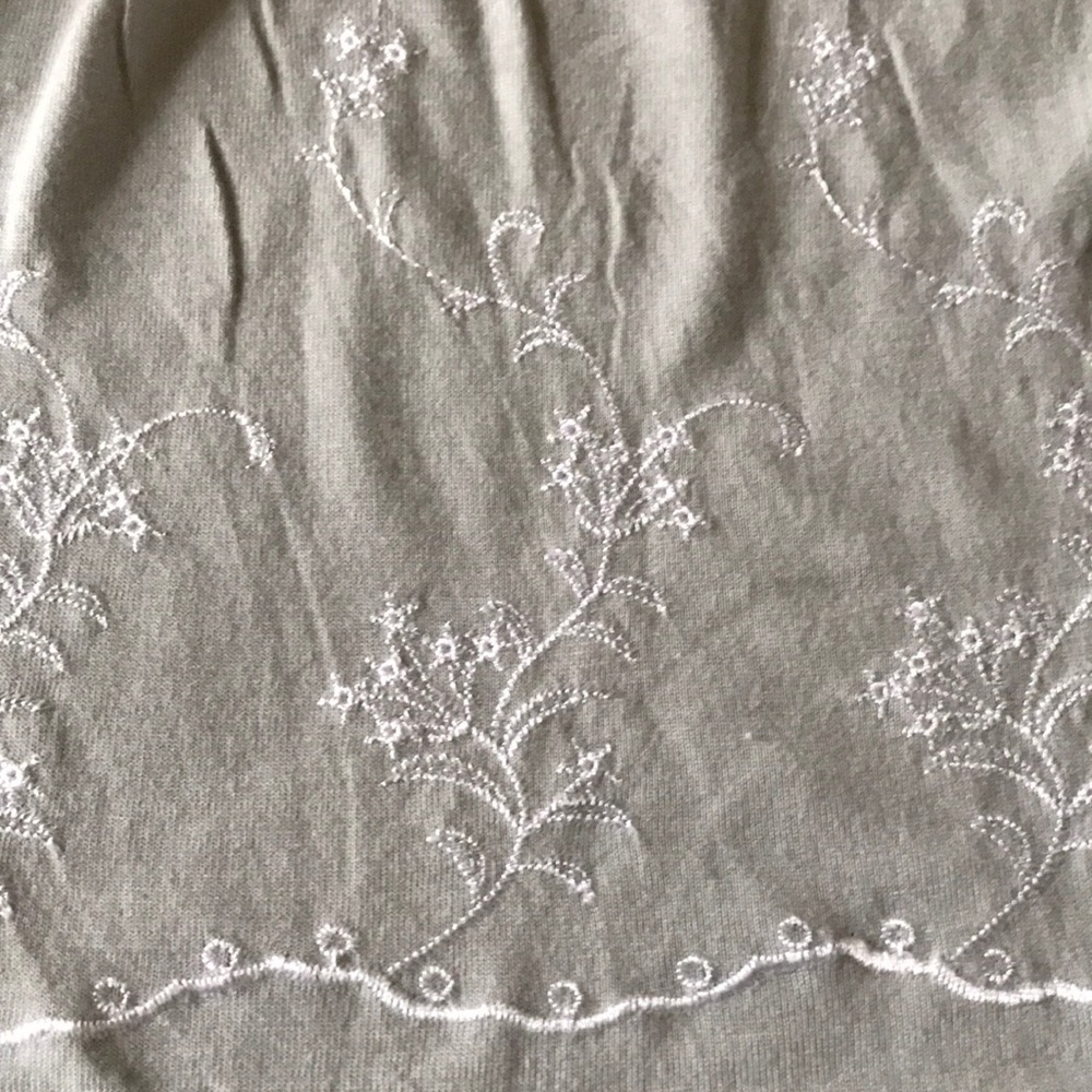 💡Gray blouse - Picture 4 of 5